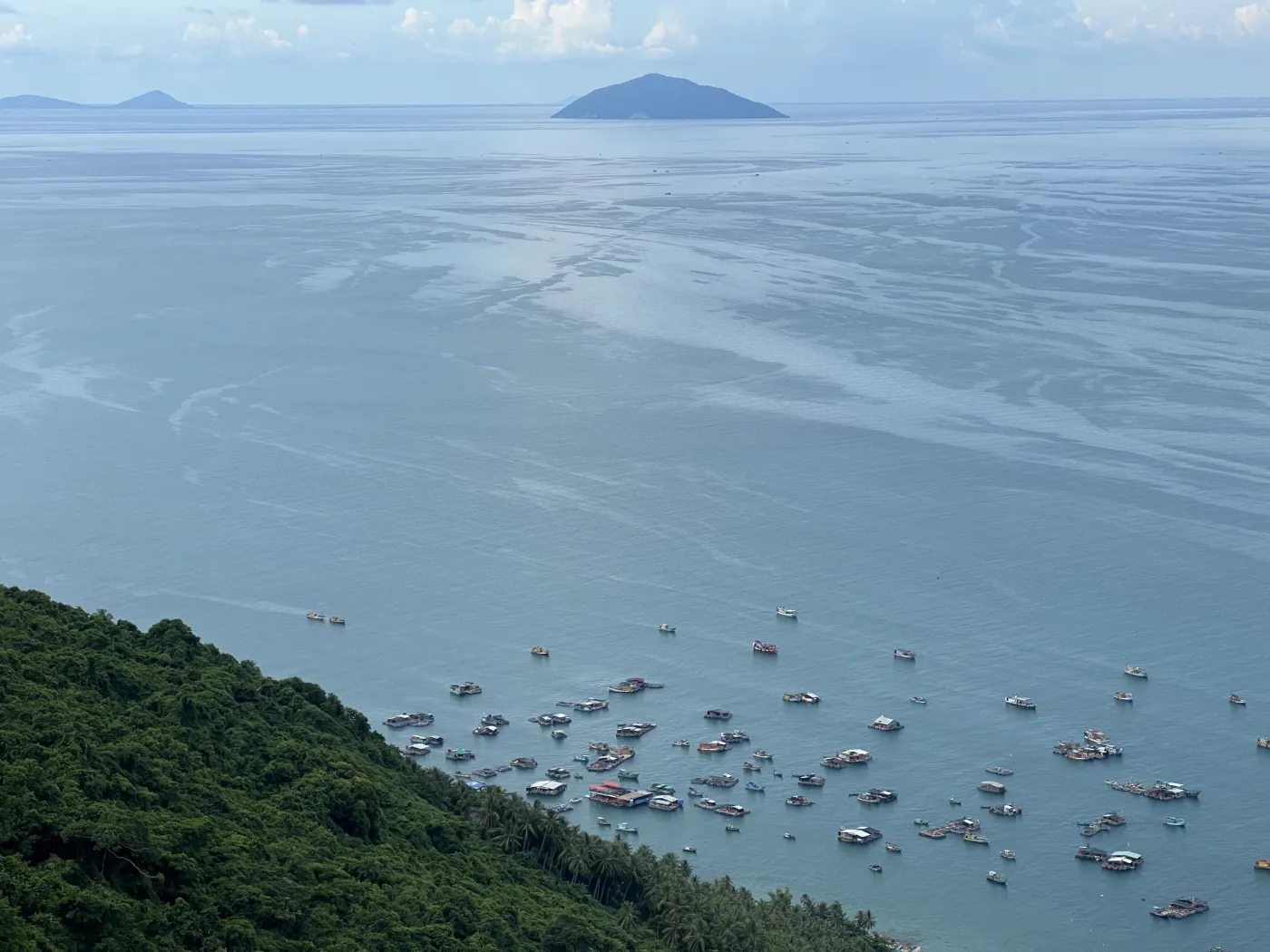 Đỉnh Ma Thiên Lãnh, Hòn Sơn